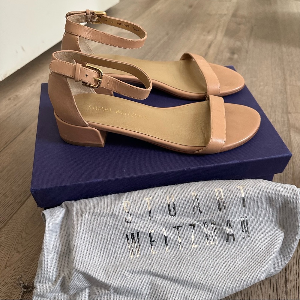 Stuart Weitzman tan sandals - size 7.5
